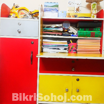 Kid's Study Table